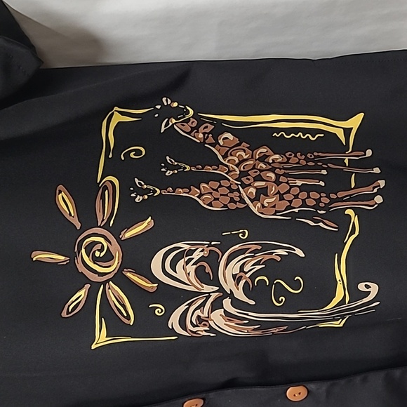 Top - Picture 3 of 8